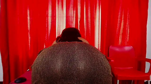 SexyBustyBoobs live sex cam