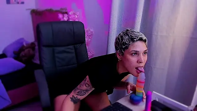 Charlee_pink live sex cam