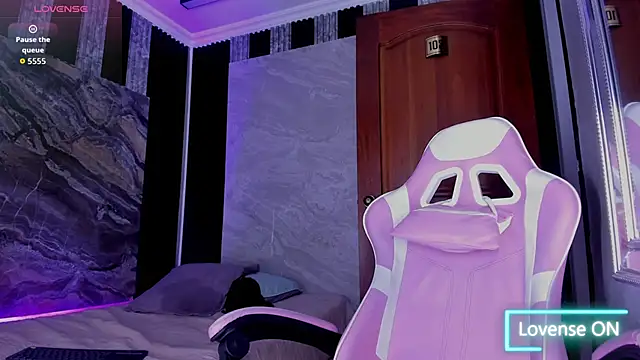 Ellis-Brown live sex cam