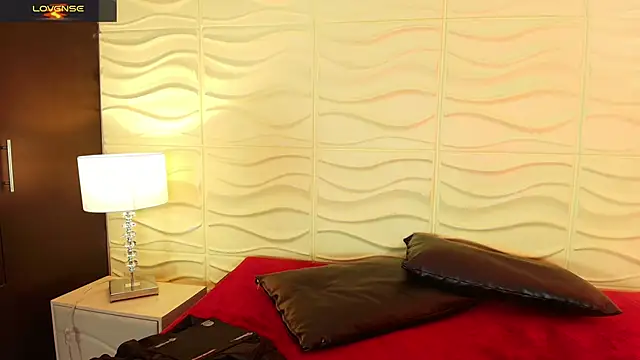 EvaaFoxxy1 live sex cam