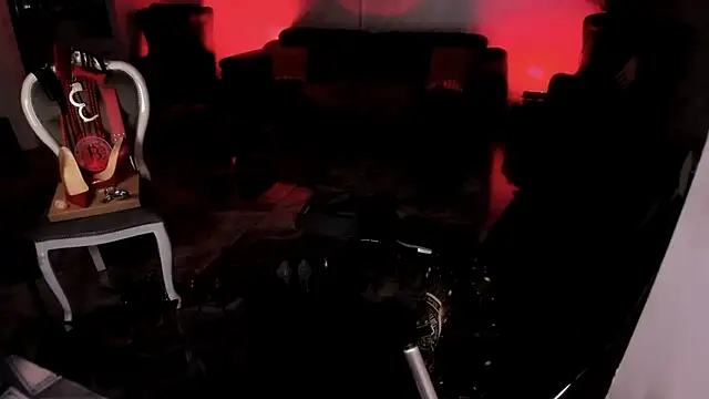 FinDomGod live sex cam