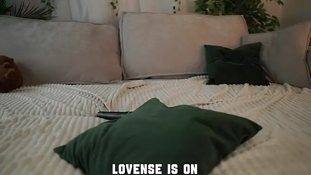 ElizSpieth live sex cam