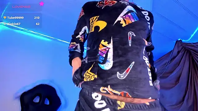 Ethan_Boyy live sex cam