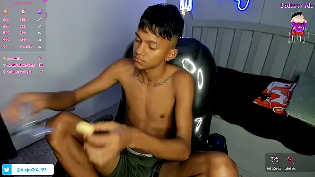 loistwink_ live sex cam