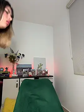 Your_Honeey live sex cam