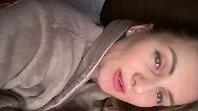 Viola_sweet live sex cam