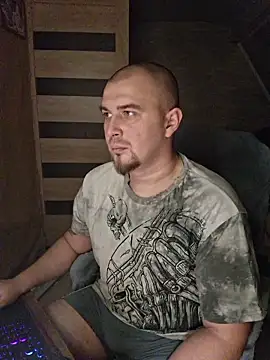 Foxyshaved live sex cam