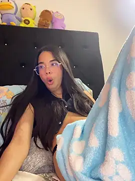 Milleradhara24 live sex cam