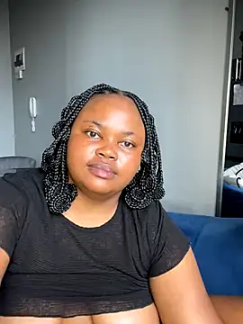 Curveysinaa live sex cam