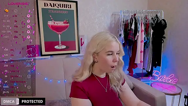 Tasty_booty live sex cam