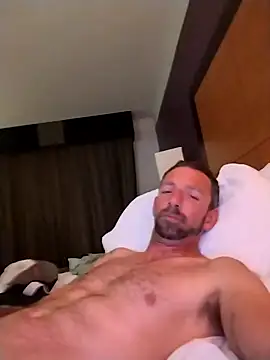 Treemandude live sex cam