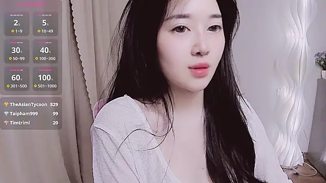 Miu-999 live sex cam