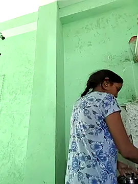 Hotty-Nidhi live sex cam