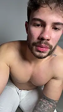 Valenthino_Salvatore live sex cam