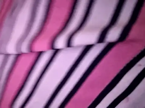 Samantha_Squirt@xh live sex cam