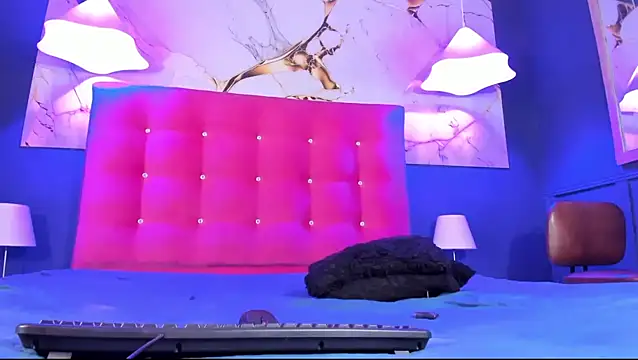 isabella_lovestory live sex cam