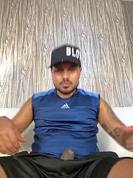 PapiStan live sex cam