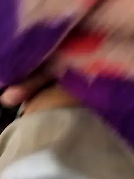 Indian-self-sucker live sex cam