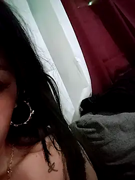 ElaRuil69 live sex cam
