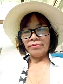 Ella3838 live sex cam