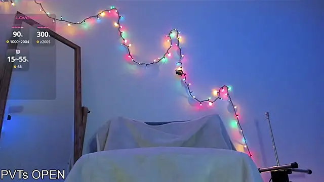 Peaches_N_Kreme live sex cam