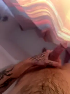 ThatTattooedGuy live sex cam