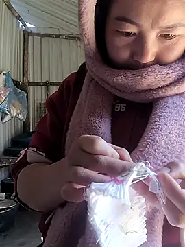 Sweetlove_77 live sex cam