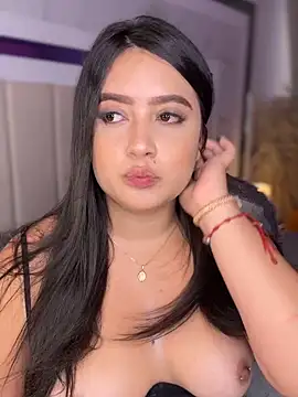 Emiily_Moore1 live sex cam