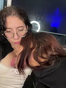 PussyLoversShow live sex cam