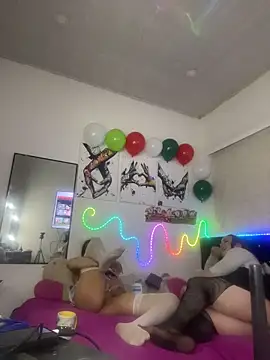 Agattha22 live sex cam