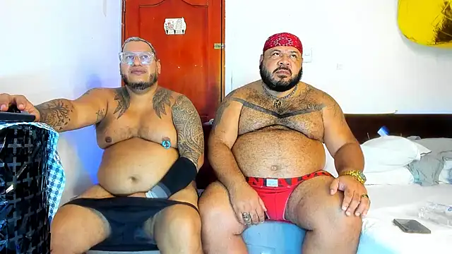 FetishBearsBig live sex cam
