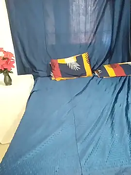 SEXYY_TRANSY_WITH_GIRL live sex cam