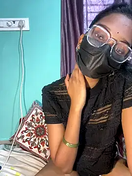 leenaboy@xh live sex cam