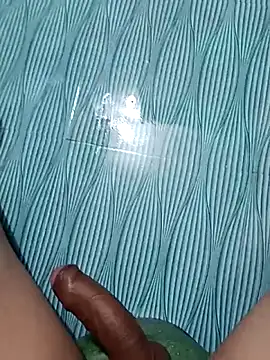 FloweredShallow live sex cam