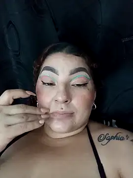 Victoriia-69 live sex cam