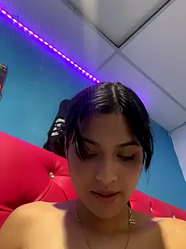 Chiquinquira3 live sex cam