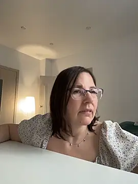 B_Bonya_m live sex cam