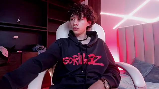 Helios_Obscuro live sex cam