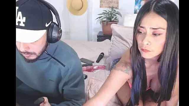 Komurasaki_ live sex cam