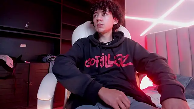 Helios_Obscuro live sex cam