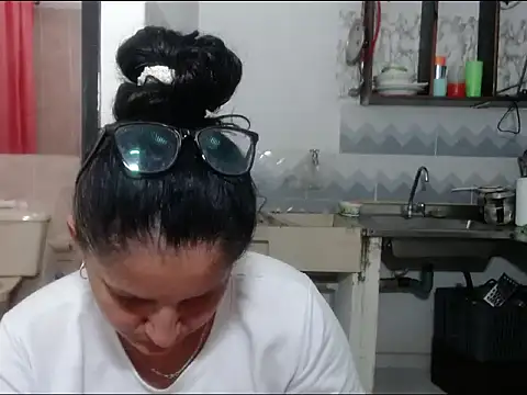 Sra_Angelina live sex cam