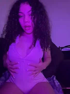 ladylavish live sex cam