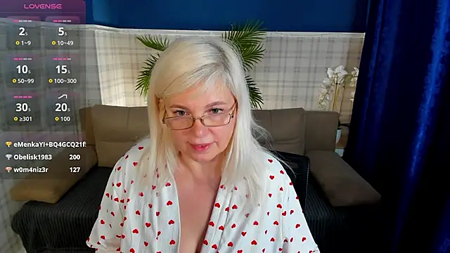 Hella_Fabel live sex cam