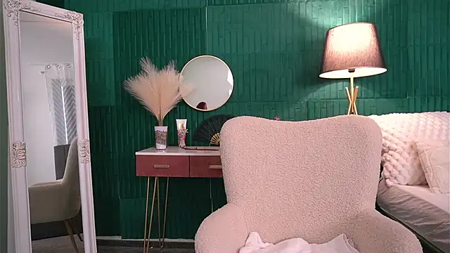 HaileyMoonn live sex cam