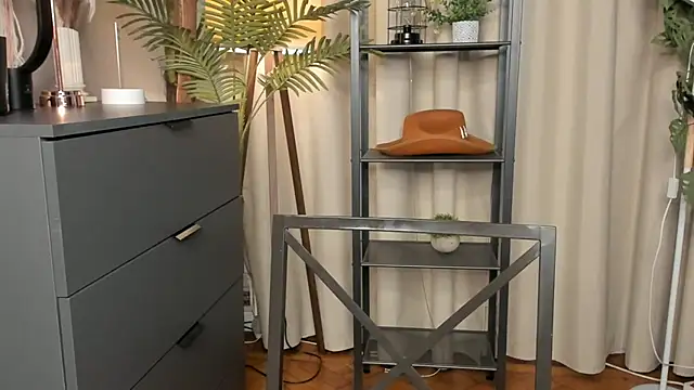 ChinBonnell live sex cam