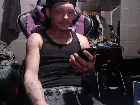 mastertrap live sex cam