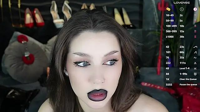 MistressDarsy live sex cam