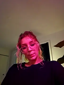 LilyOrion live sex cam