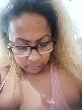 DioxaHot7 live sex cam