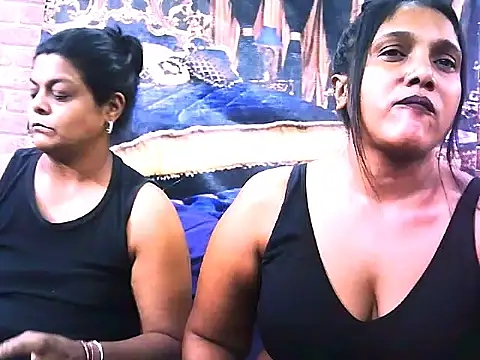 IndianSexyLady4u live sex cam